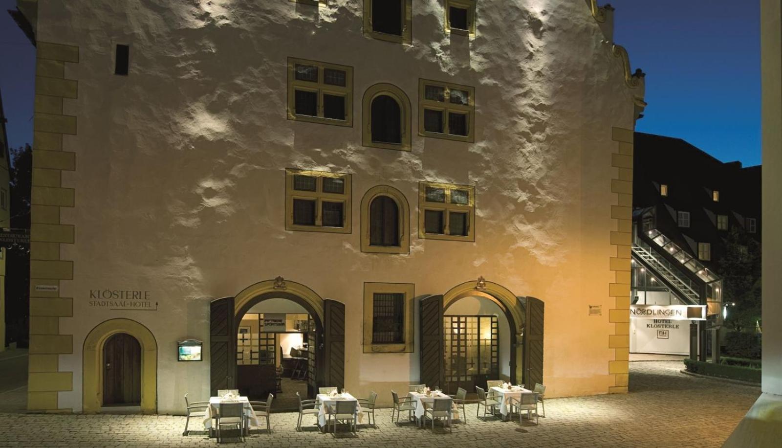Hotel Kloesterle Noerdlingen - In Kuerze Elaya Hotel Kloesterle Nördlingen Exterior foto